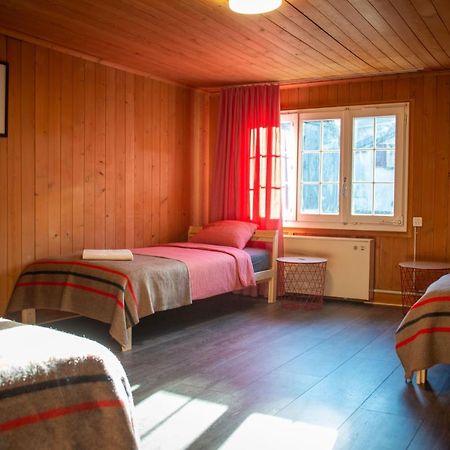 Uncle Eric'S Chalet Matten bei Interlaken 外观 照片