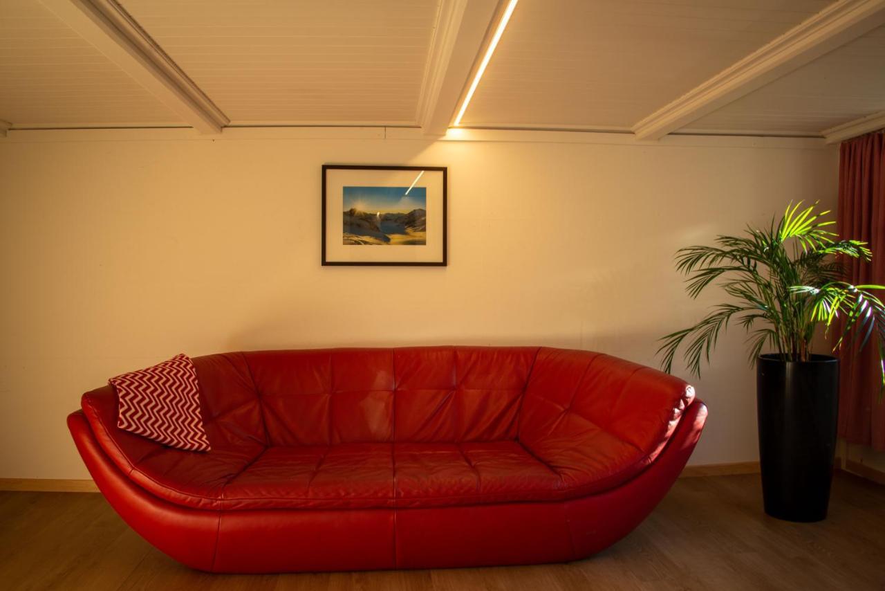 Uncle Eric'S Chalet Matten bei Interlaken 外观 照片